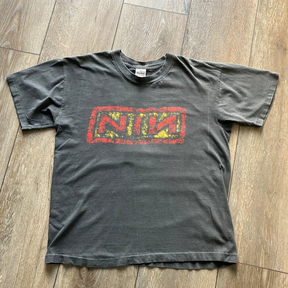 Vintage 1990s Nine Inch Nails T-shirt in Size XL